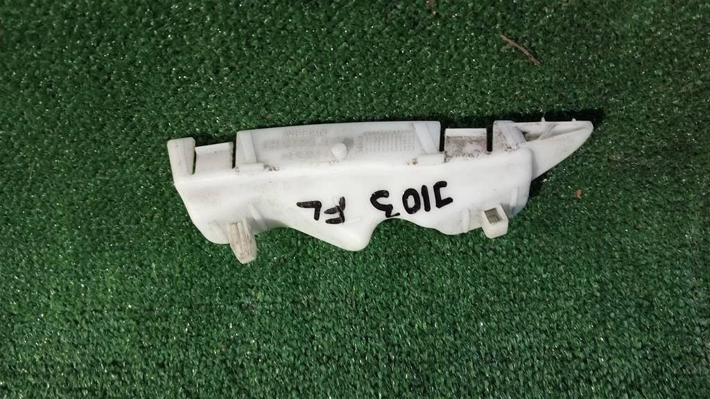 Б.у. крепление бампера перед NISSAN QASHQAI J10 NISSAN QASHQAI J10