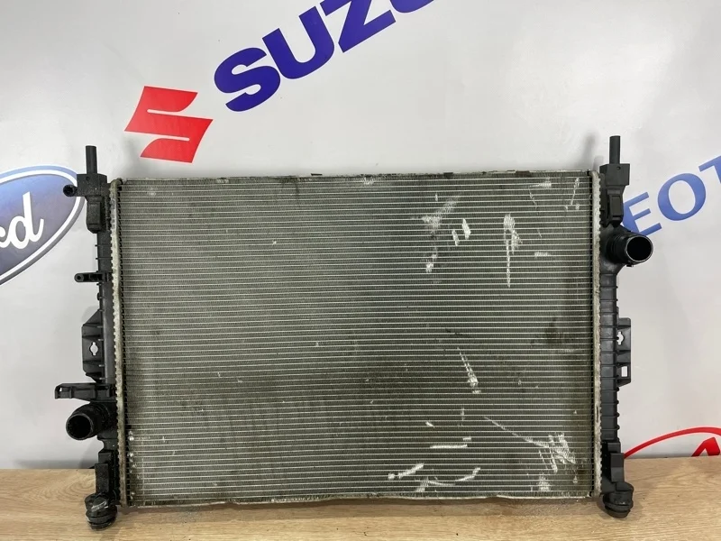 Радиатор двс FORD KUGA 2011г