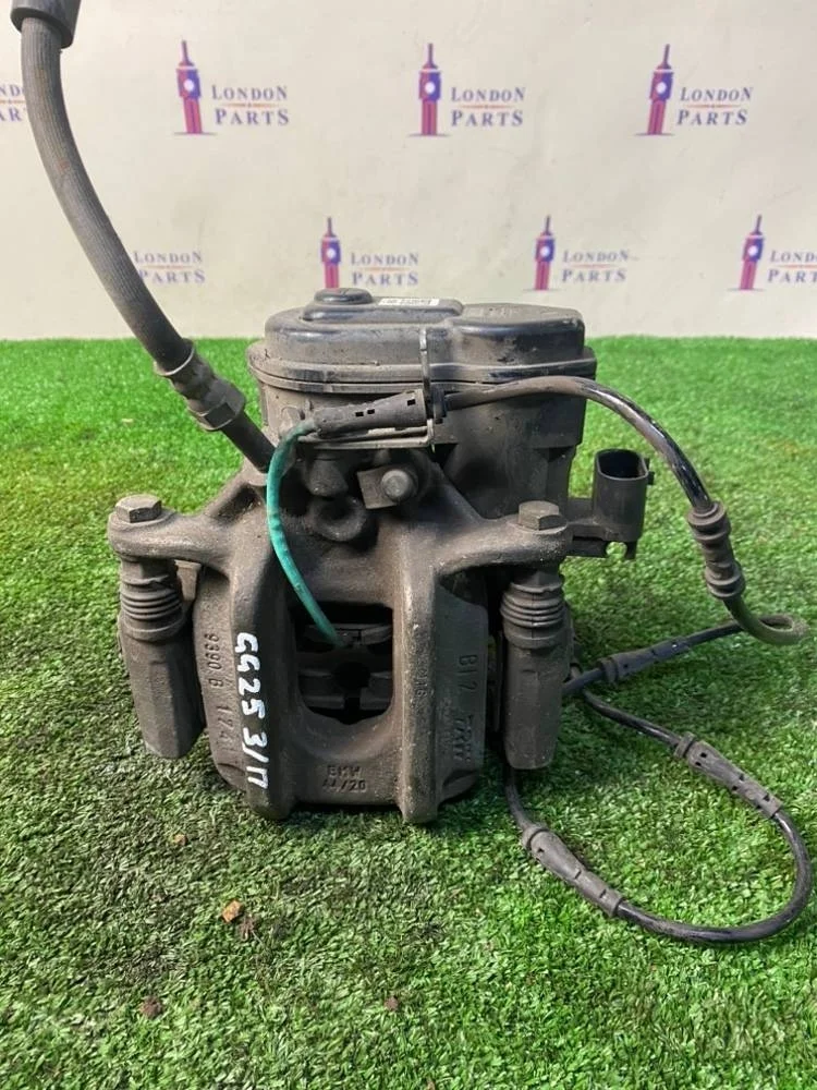 Суппорт тормозной BMW 535i F10