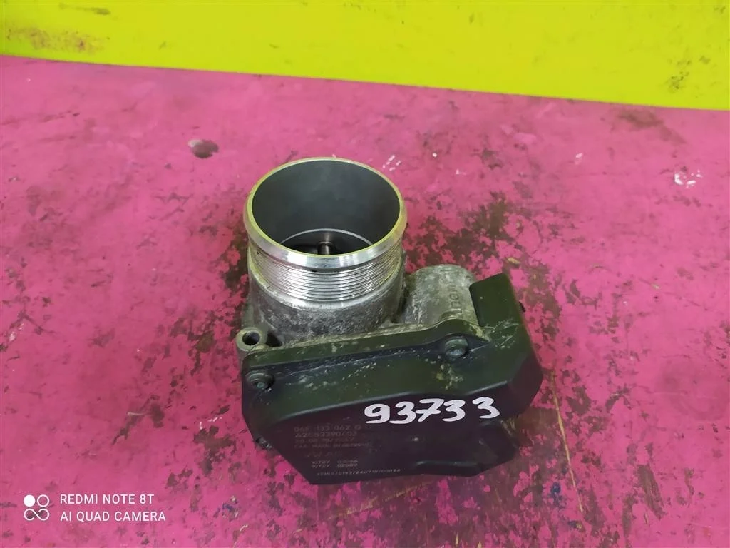 Дроссель Tiguan Yeti Octavia 1,8 2,0 06F133062Q