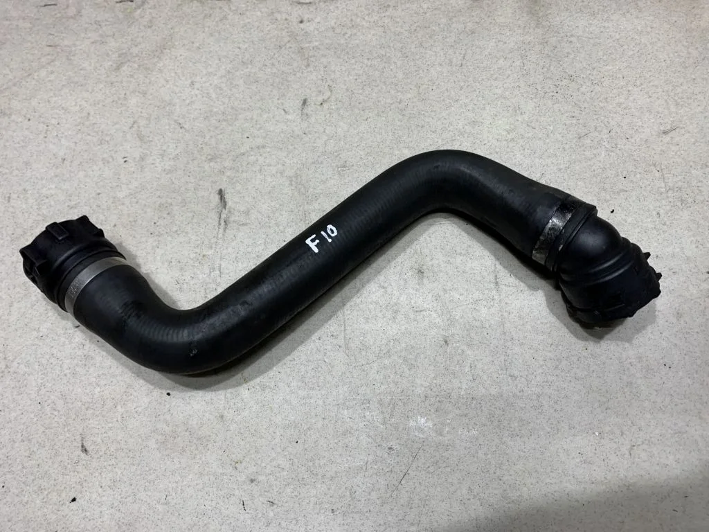 Патрубок радиатора BMW F10