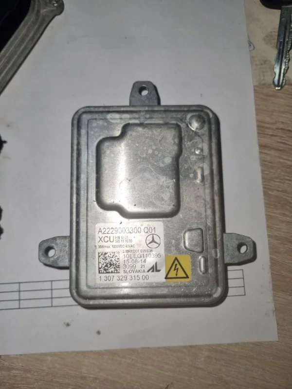 Блок розжига xenon Mercedes-Benz CLA-Class 2014 X117