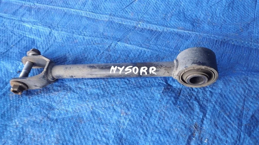 Б.у. рычаг продольный NISSAN FUGA PY50 NISSAN FUGA PY50