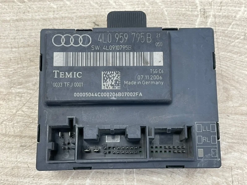 Блок управления двери Audi Q7 2007-2015 4L