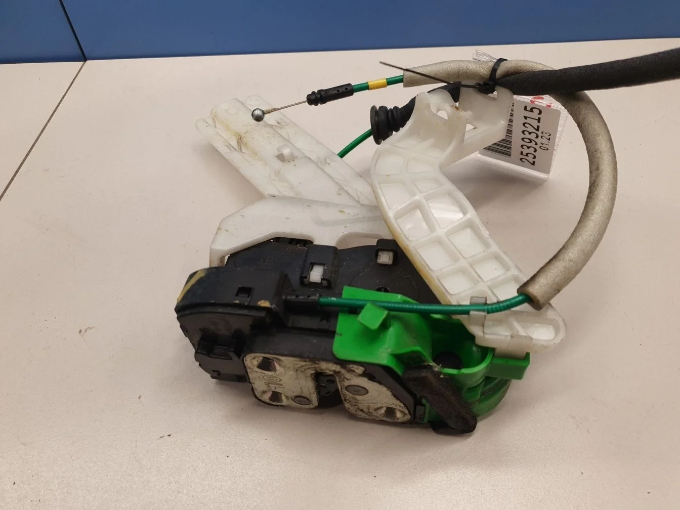 Замок двери задней левой для Hyundai i40 2011-2019