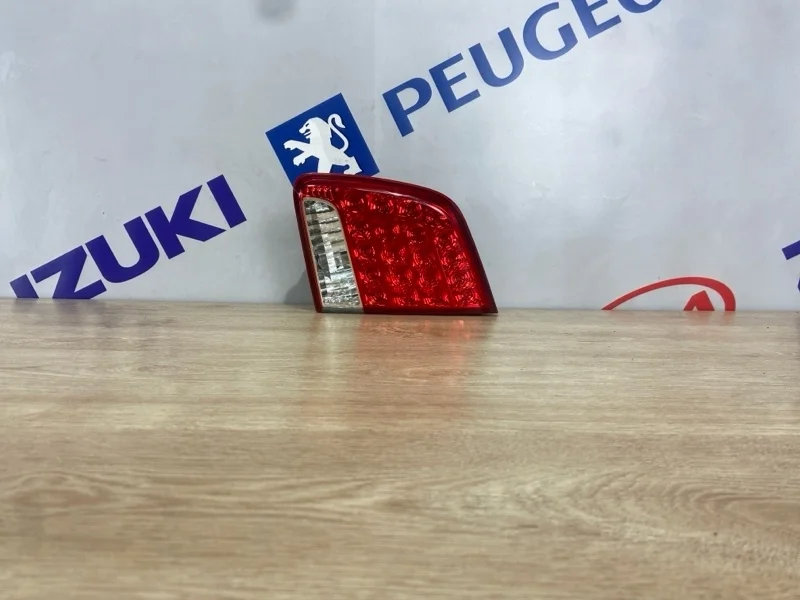 Задний фонарь KIA SORENTO 2011г XM