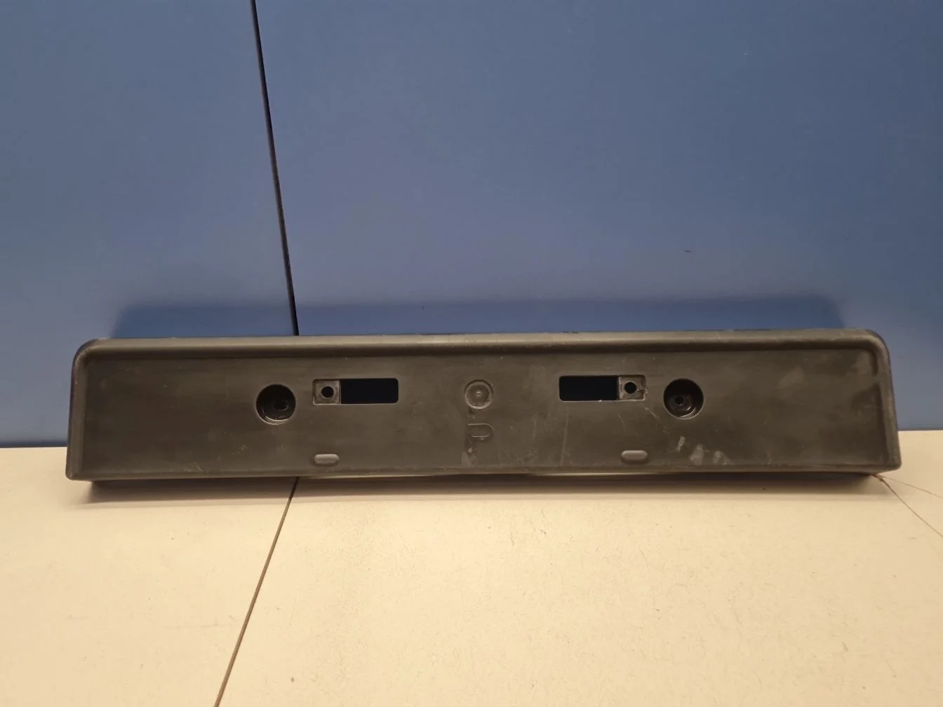 Накладка под номер для Toyota Land Cruiser Prado 150 2009-