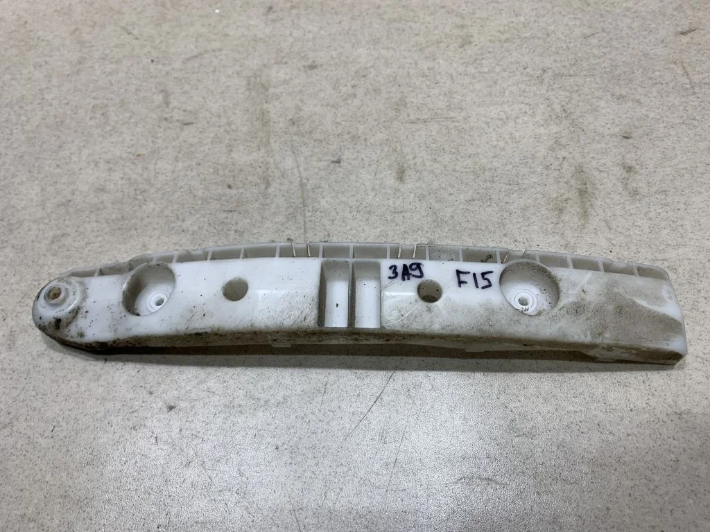 Кронштейн задний левый Nissan Juke F15 Жук Ф15