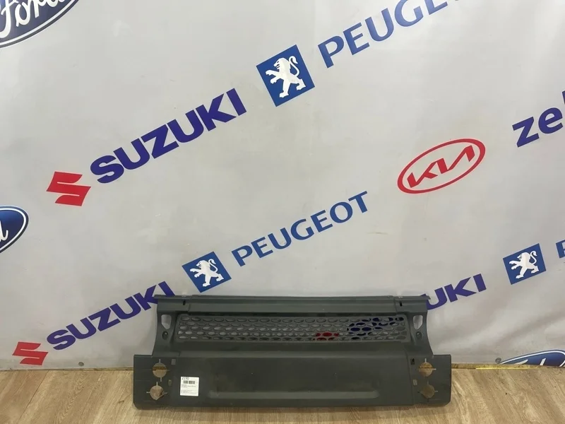 Бампер FORD TRANSIT 2000-2006 Платформа