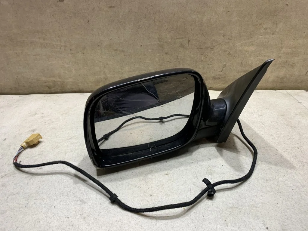 Зеркало левое VW Touareg 8 контактов Туарег