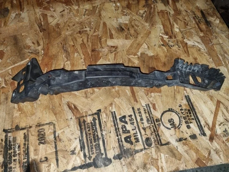 Кронштейн фары Volkswagen Polo 2011 6R1