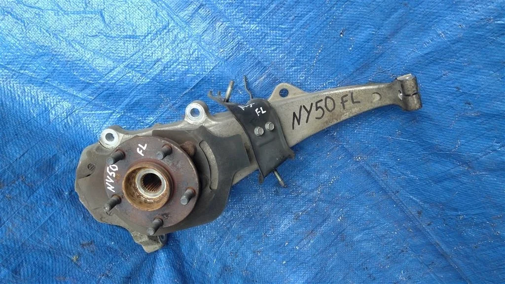 Б.у. кулак поворотный NISSAN FUGA PY50 NISSAN FUGA PY50