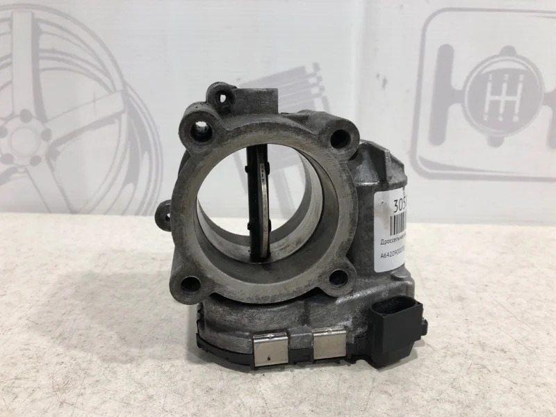 Дроссельная заслонка Mercedes-benz ML W164