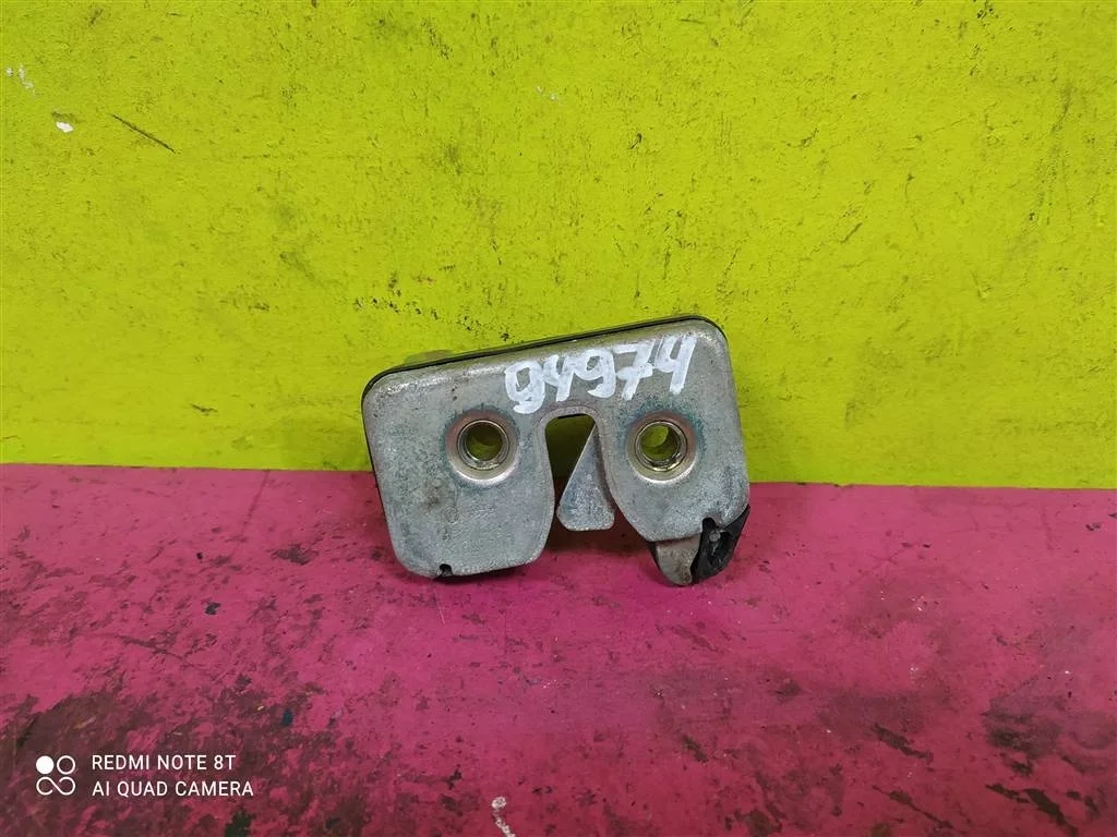 Замок багажника VW Golf 2 1983-1991 191827505