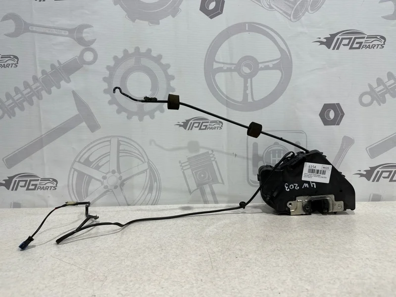 Замок задней правой двери Mercedes-benz 2005 W203