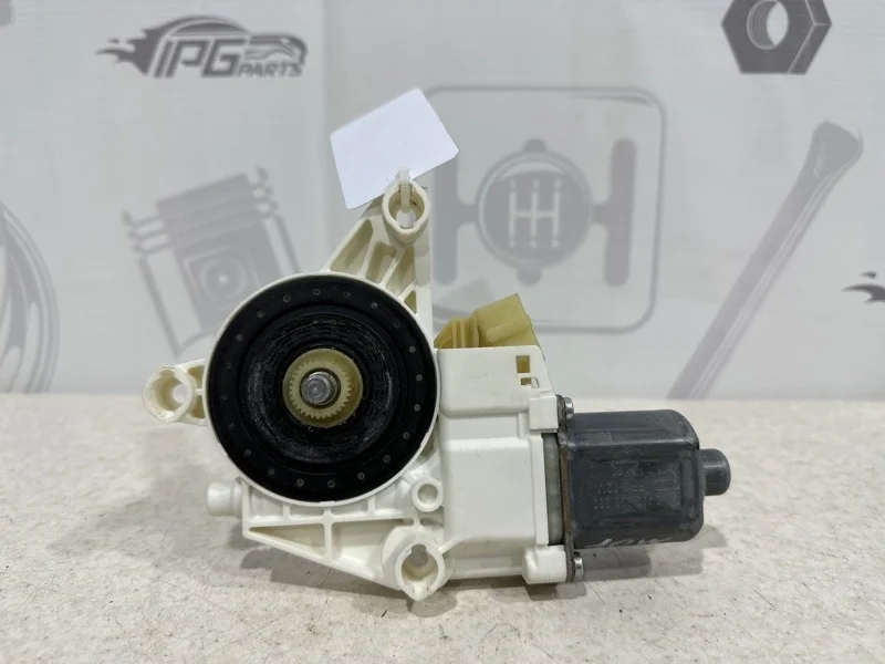 Моторчик стеклоподъемника задней правой двери Mercedes-benz ML 2007 W164