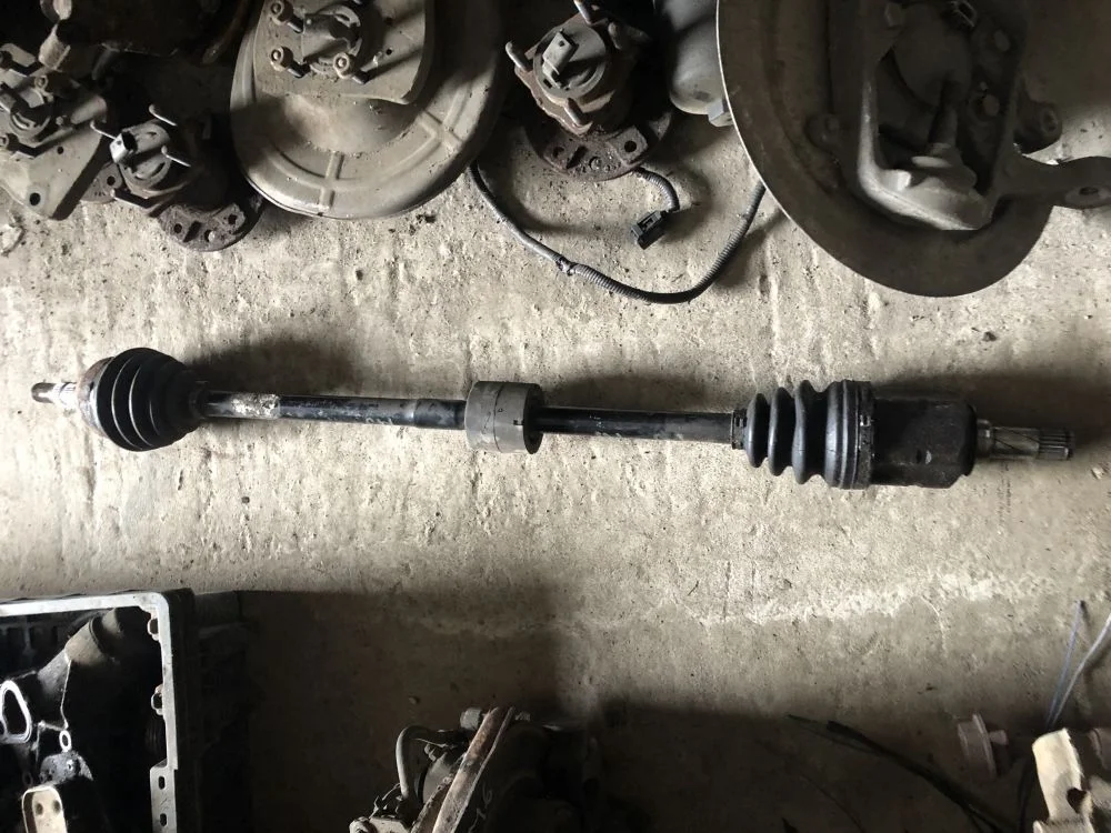 привод передний правый opel astra H АКПП Z18XER