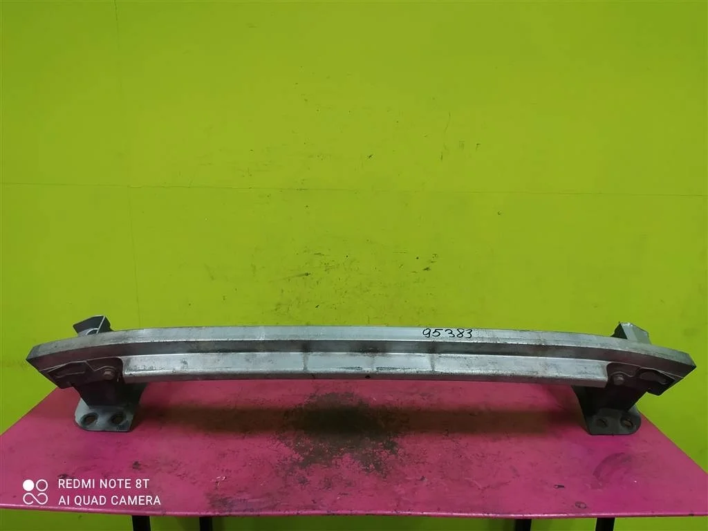 Усилитель переднего бампера Audi Q7 Ку7 2007-2015