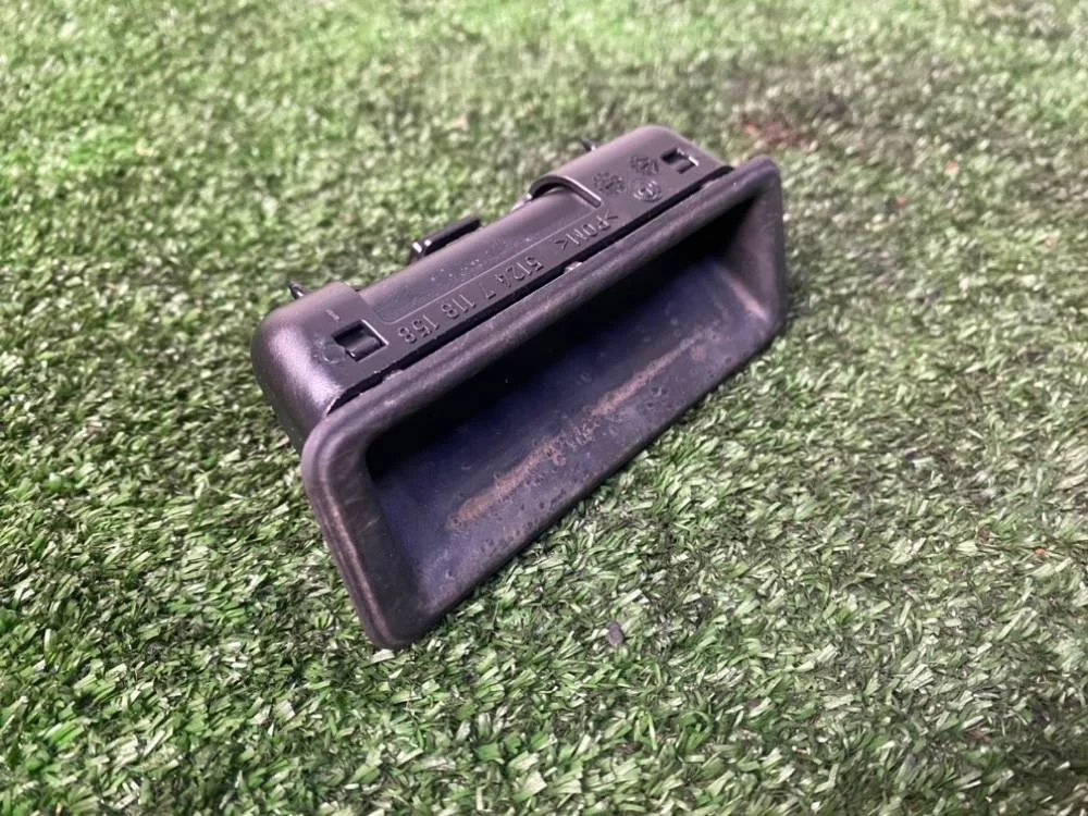 Кнопка открытия багажника BMW X5 E70