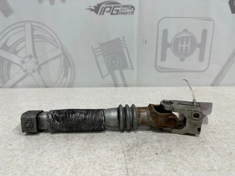 Рулевой кардан Mercedes-benz 2008 W204