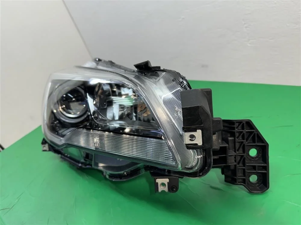 Фара FR LED ПУСТАЯ 2015-2018 (БЕЗ ЛАМП И БЛОКА)