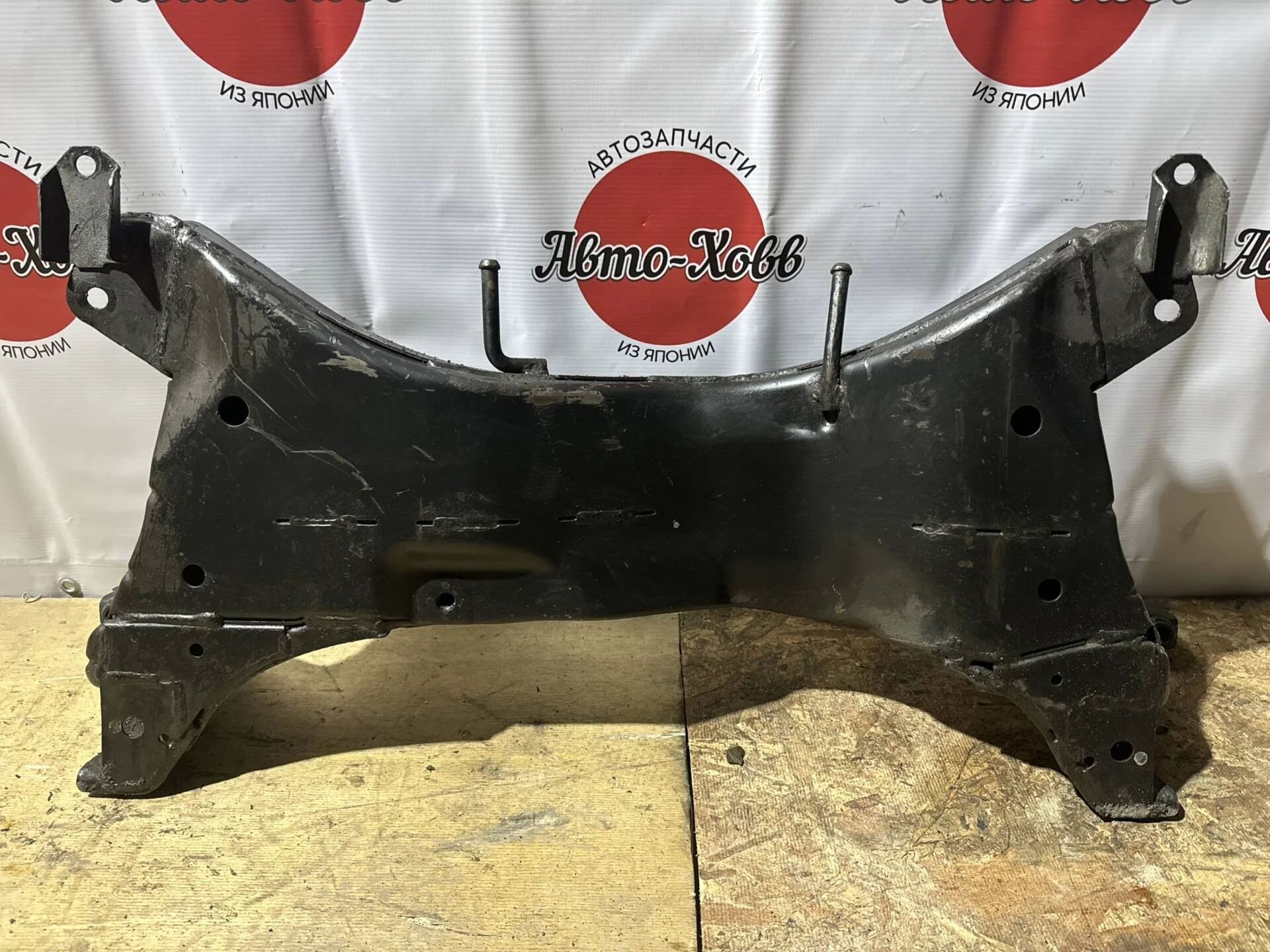 Подрамник двигателя Mitsubishi Outlander CU