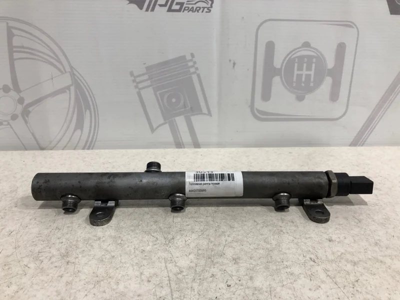 Топливная рампа правая Mercedes-benz ML W164