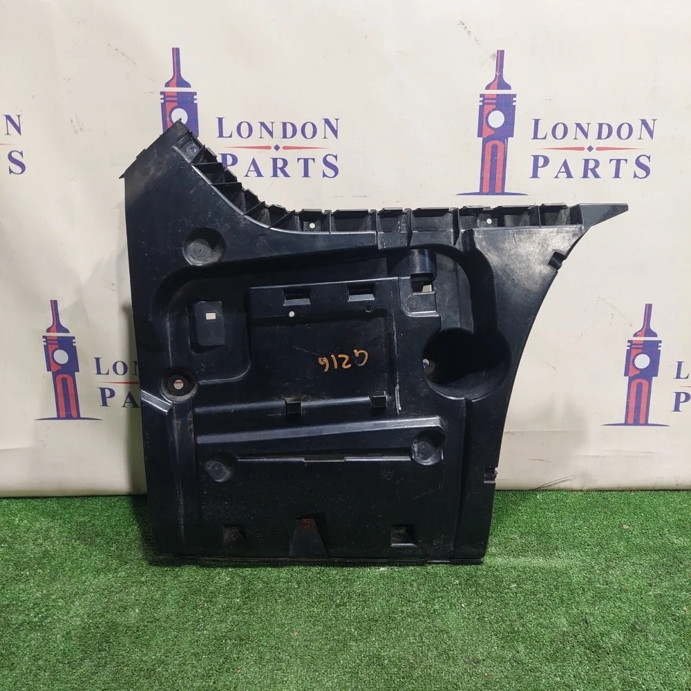 Кронштейн крепления бампера BMW F02