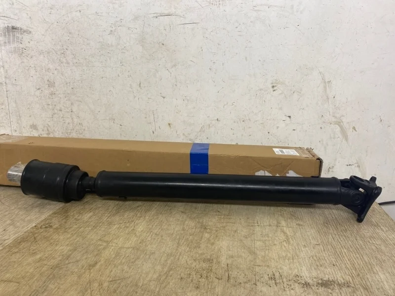 Карданный вал Mitsubishi Pajero 3 2000 2001 2002 2003 2004 2005 2006 2007 2008 2009 2010 2011 2012 2013 2014 2015 2016 2017 2018 2019 2020 2021 2022 2023 2024 MBL58038989, передний