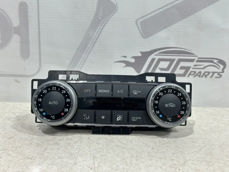 Блок управления климатом Mercedes-benz 2008 W204