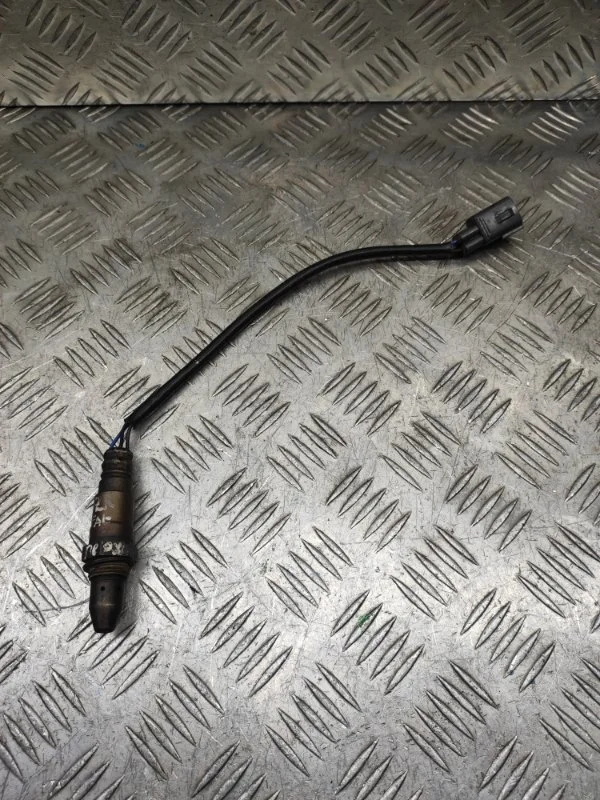 Датчик кислорода Toyota Corolla 8946752060 E180 2ZRFE