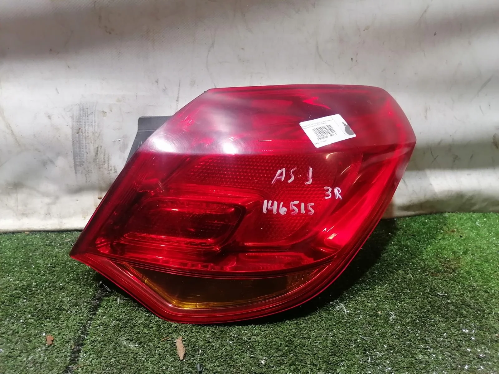 Фонарь OPEL ASTRA J 2010- хэтчбек 5 ти дверный наружный правый б/у ASTRA J(2009-2017)