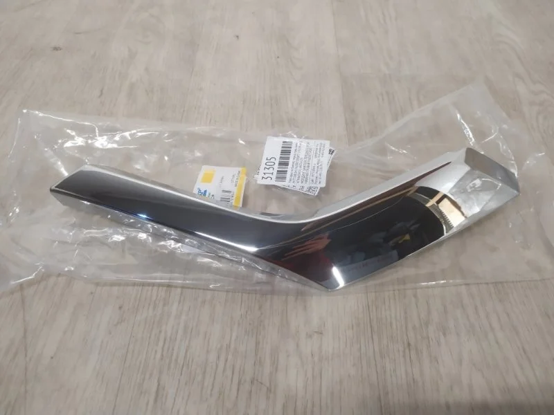 Накладка на бампер Mitsubishi Pajero Sport 3 2015- 47MA834CR KS1W 4N15, передняя правая