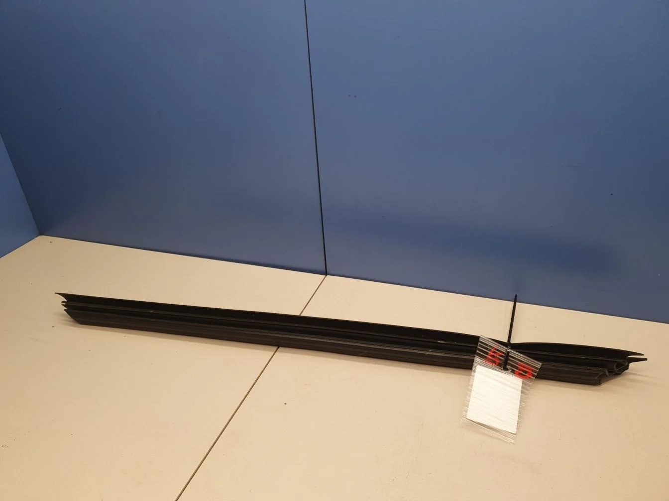 Накладка стекла передней левой двери для BMW 7 G11 G12 2015-