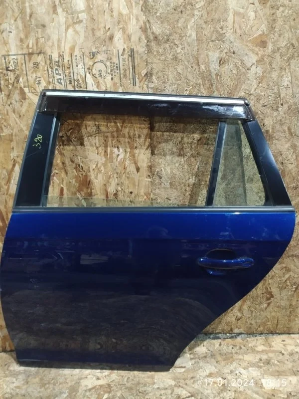 Дверь Volkswagen Golf 2009 AJ5