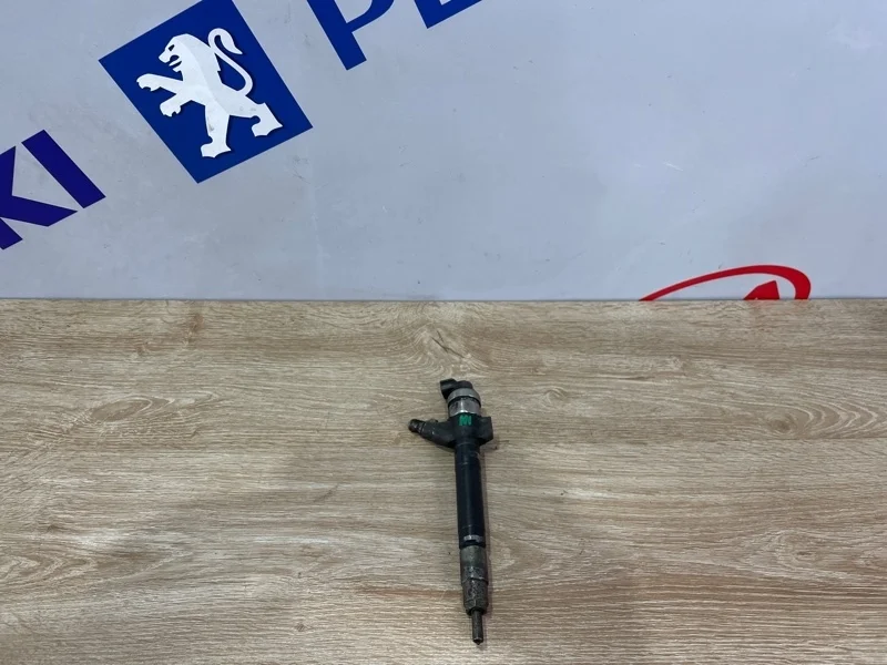 Форсунка топливная FORD TRANSIT 2009г