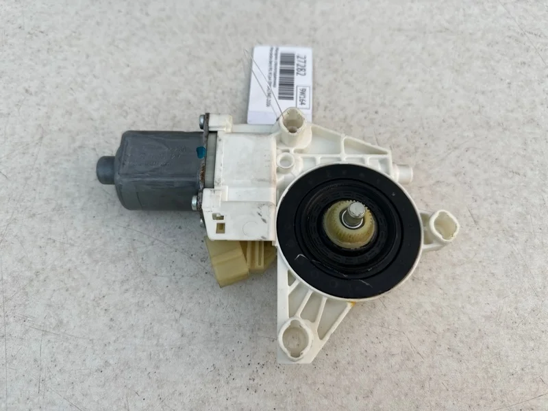 Моторчик стеклоподъемника задней правой двери Mercedes-benz ML W164