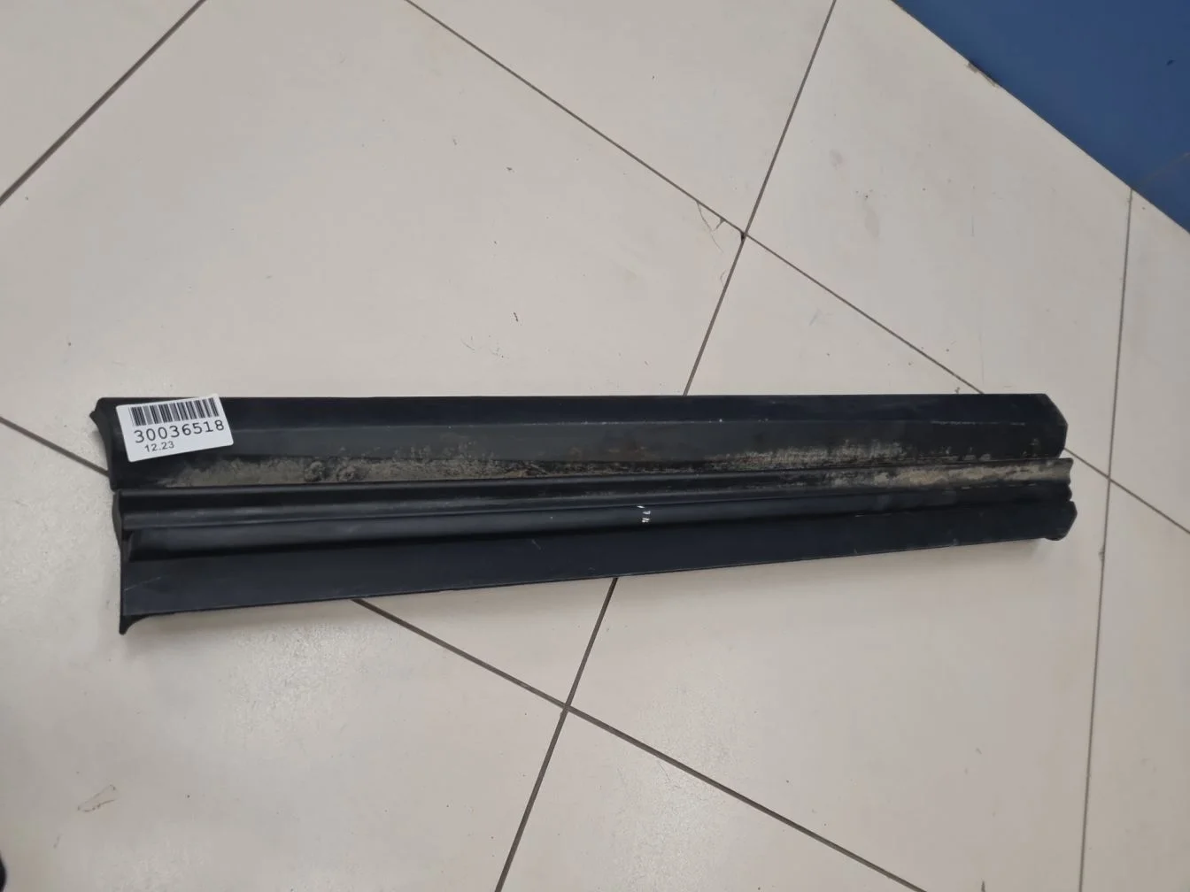 Молдинг двери левый передний для Lexus RX GL20 2016-