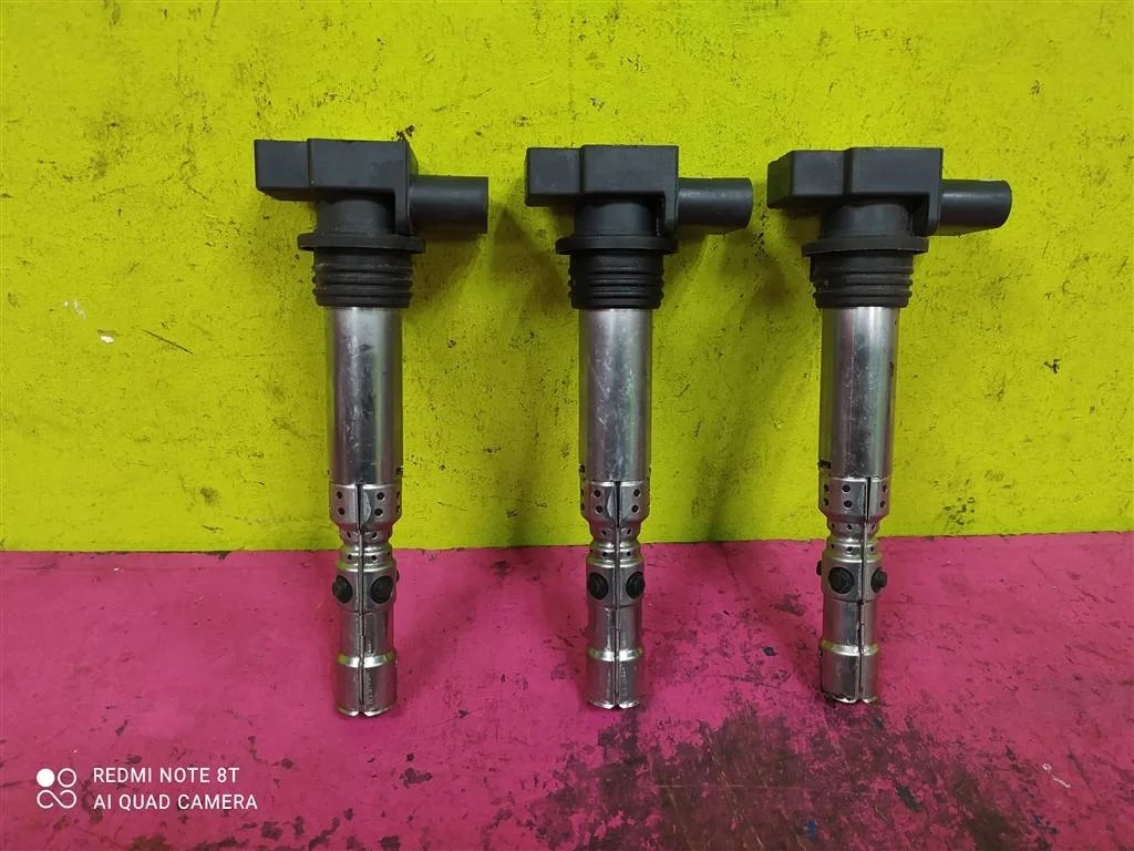 Катушка зажигания Fabia 1,2 2001-2015 03D905715A