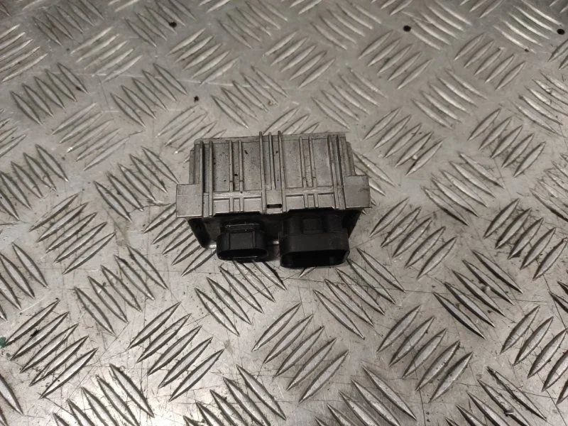 Реле накала свечей Opel Insignia 2008