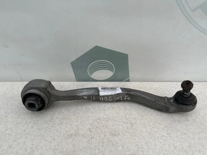 Рычаг передний правый поперечный Mercedes-benz 2010 W204