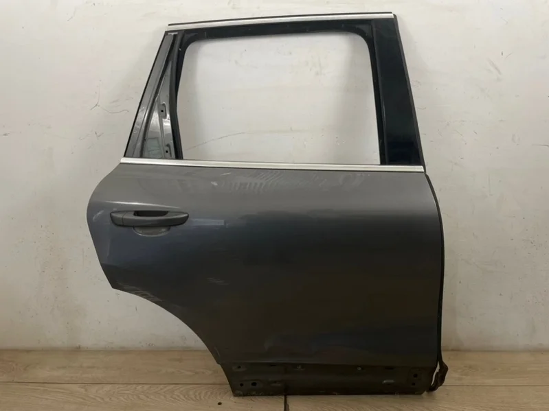 Дверь VW Touareg 2010-2018 7P