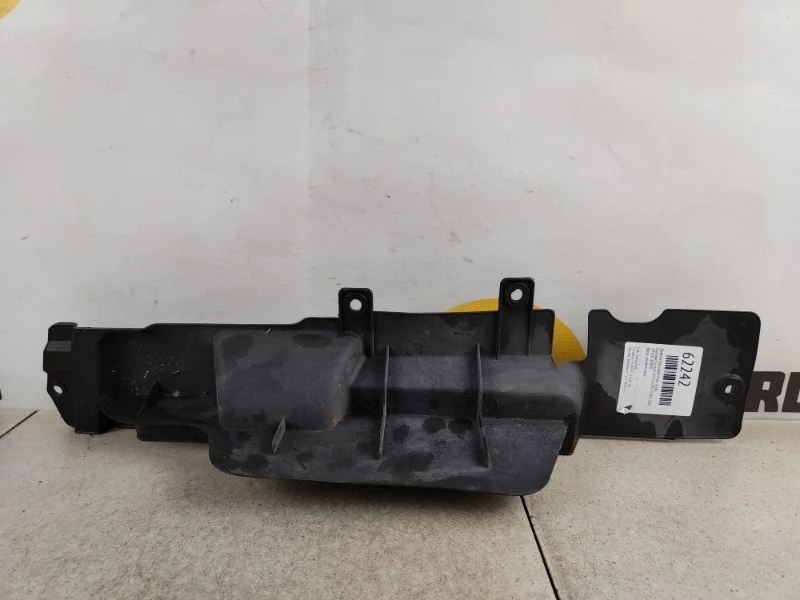 Дефлектор радиатора Hyundai Tucson 2005 JM