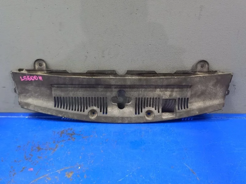 Накладка замка капота Lexus LS600H UVF45