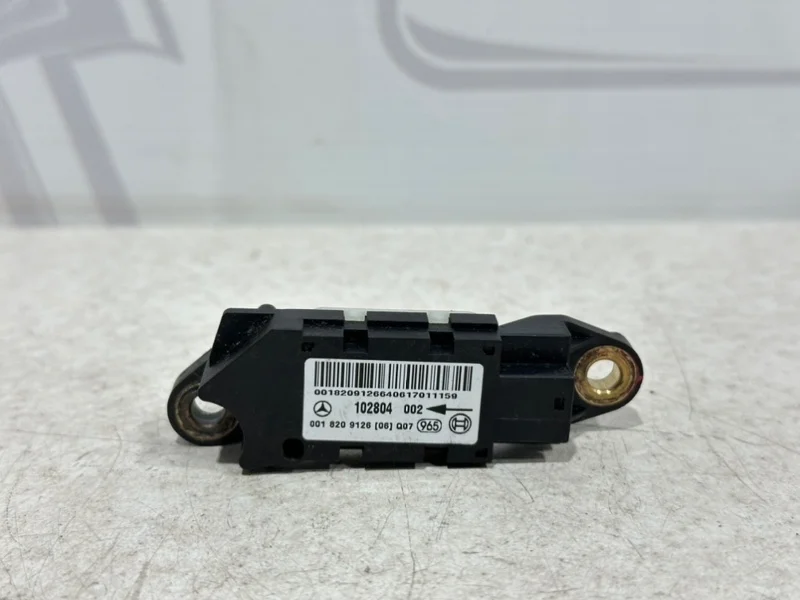 Датчик srs Mercedes-benz 2006 W203