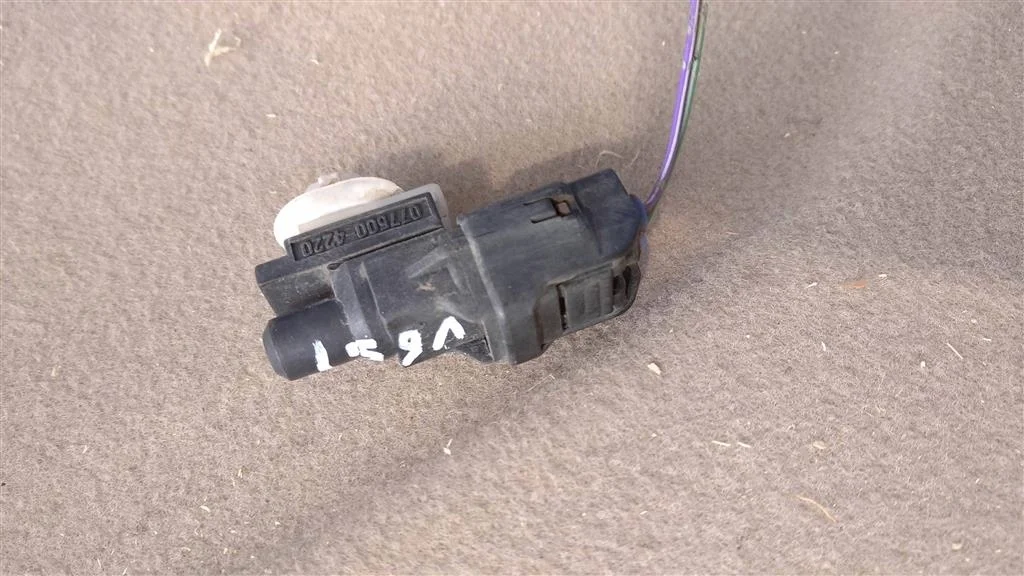 Б.у. датчик наружной температуры MITSUBISHI PAJERO V65W MITSUBISHI PAJERO V65W