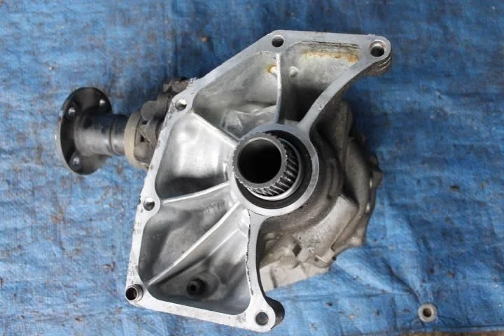 Б.у. раздаточная коробка NISSAN X-TRAIL T30 NISSAN X-TRAIL T30