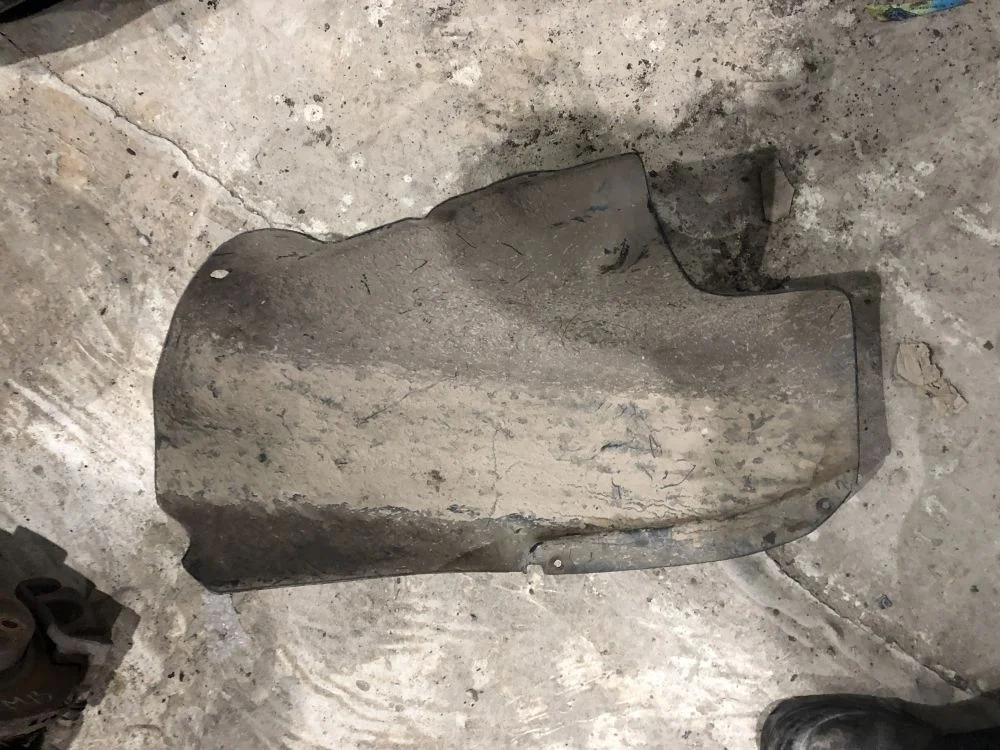 подкрылок задний правый opel zafira B