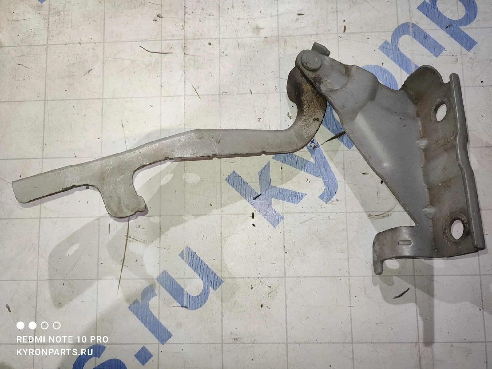 Петля капота SsangYong Actyon 2015 C200