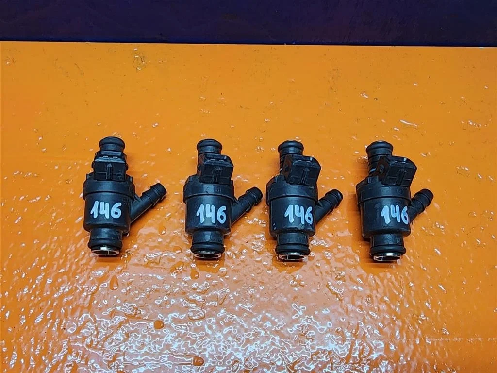 Форсунка BMW E36 E46 E34 1,6 1,8 1,9 13641247931